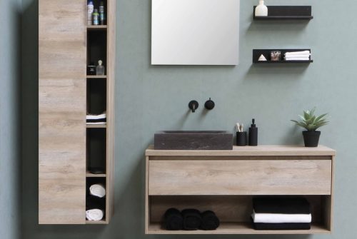 Photo par Sanibell BV brown wooden wall mounted cabinet